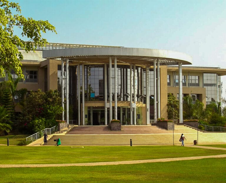 USIU Africa library students studying Kenya