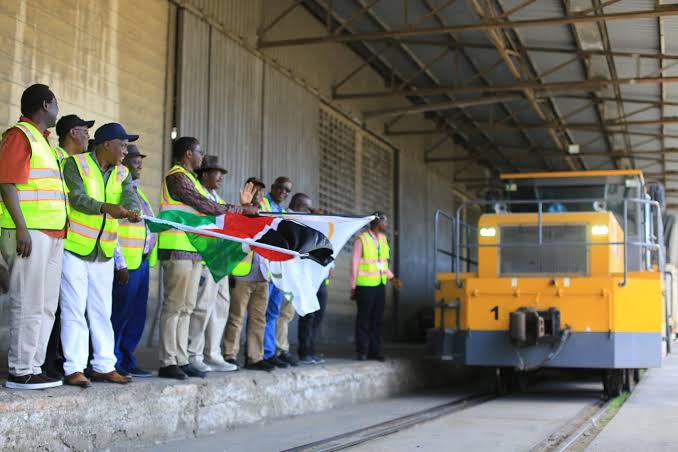 KTDA Flags Off First 30,000 Tonnes of 99,000-Tonne Fertiliser Shipment 14 KTDA 99,000 tonnes NPK 26:5:5 fertiliser flag-off Mombasa Dr Kipronoh Ronoh